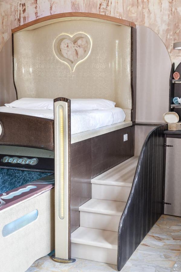 Spa B&B Roma D'Autore Il Nido D'Amore Exteriör bild